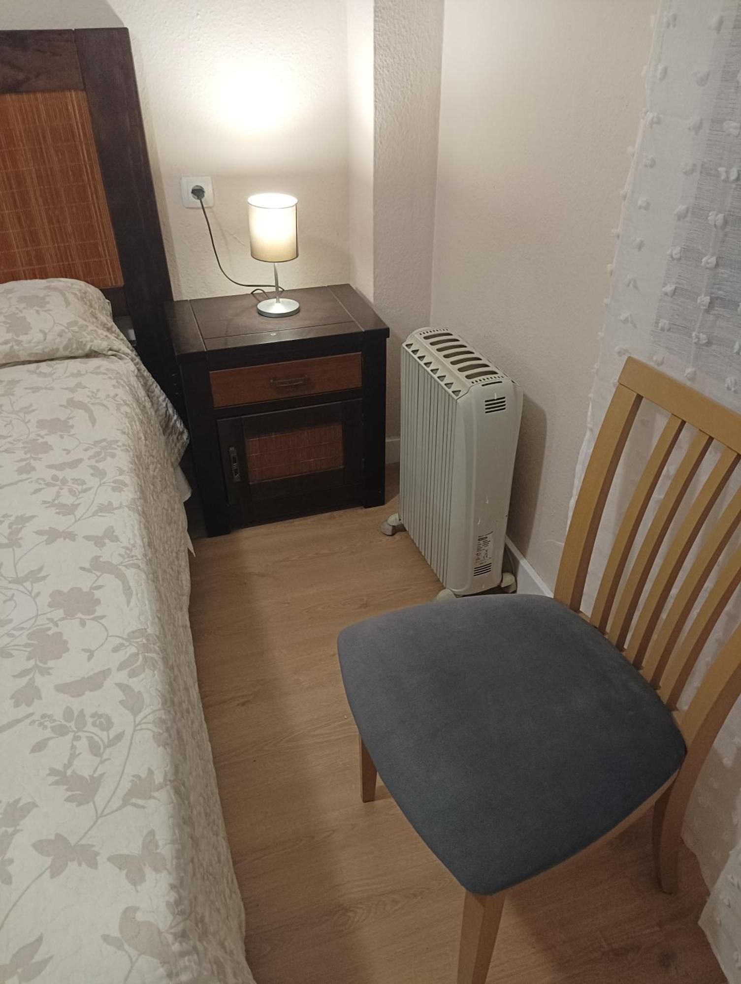 Habitaciones En Apartamento Compartido Delicias Room Cerca Del Mar, Aeropuerto, Ave Y Metro Малага Экстерьер фото
